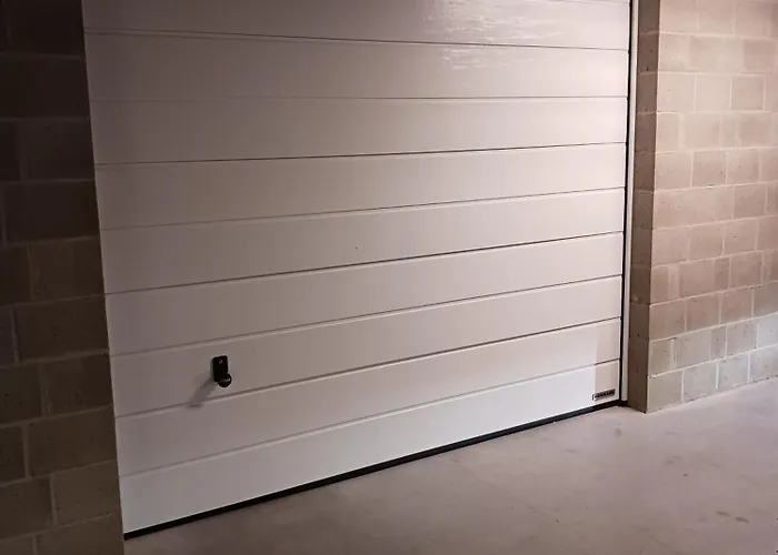 Betsy Met Direct Zeezicht Остенде